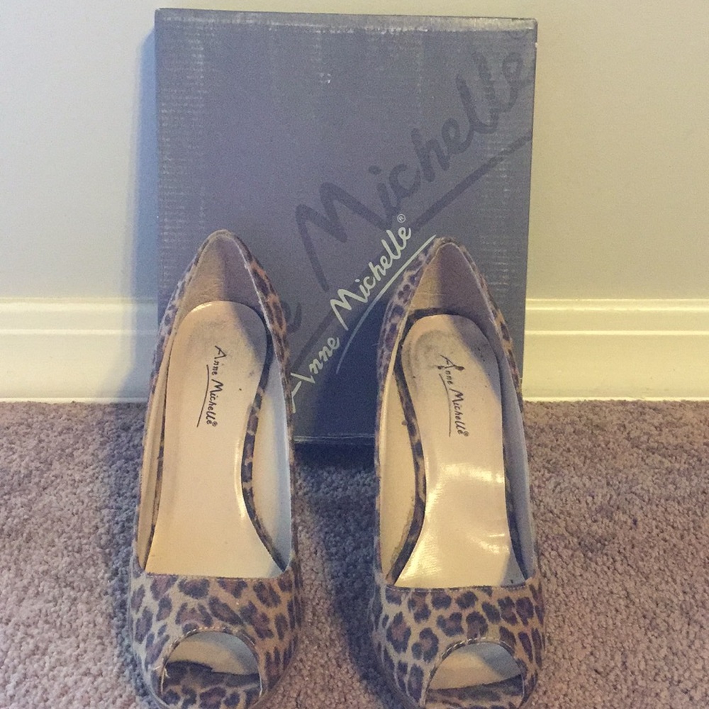 Anne Michelle Leopard Heels 👠 - Picture 2 of 4
